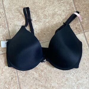 La Vie en Rose Front Closure Bra